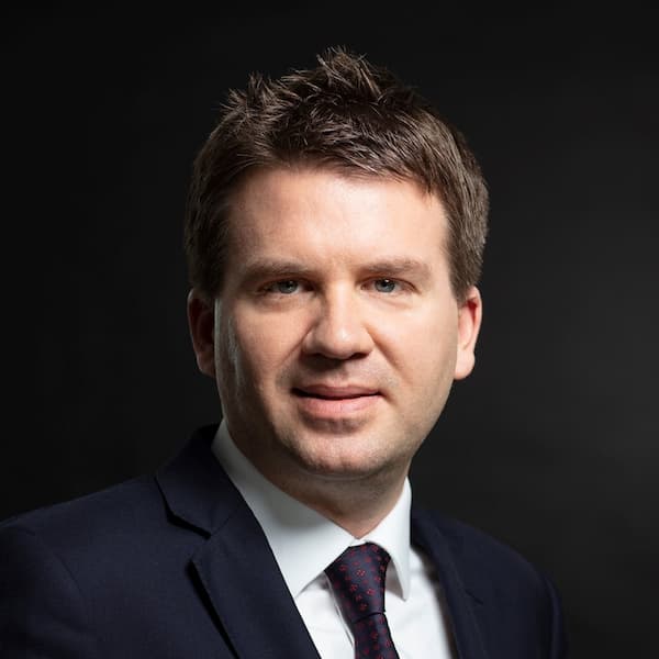 Who’s Moving Where In Wealth Management? – DWS